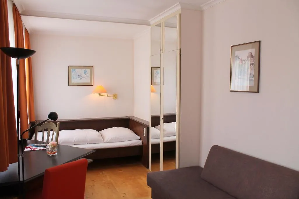 Steichele Hotel & Weinrestaurant Norimberk